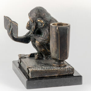 Figura Małpa z książką Z99